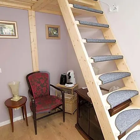 Marbles Bed & Breakfast 4*